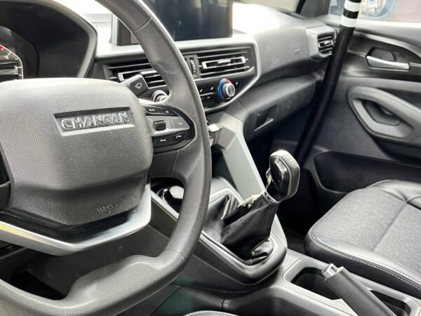Changan f70 2023 - Imagen 7